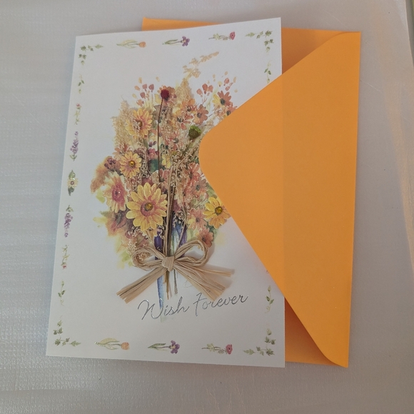 Greeting cards with Dried flowers - Picture 2 of 2